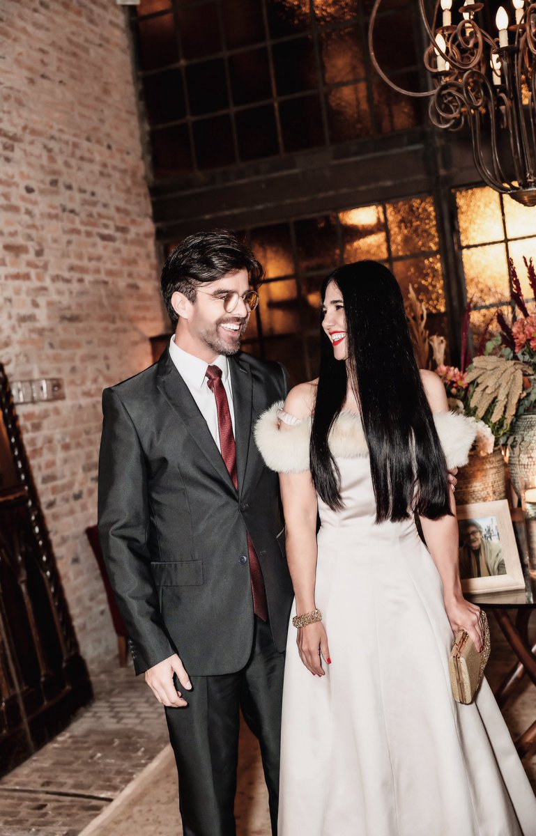 noritarodrigok's tweet photo. Reír, disfrutar, vivir. Porque la vida no vino con instrucciones, pero sí con momentos 💃💫
🕴️ #calonga
👗 #bonifa_alquilerdevestidos
📸 #brunovazquez_social https://t.co/OSIofjxth3