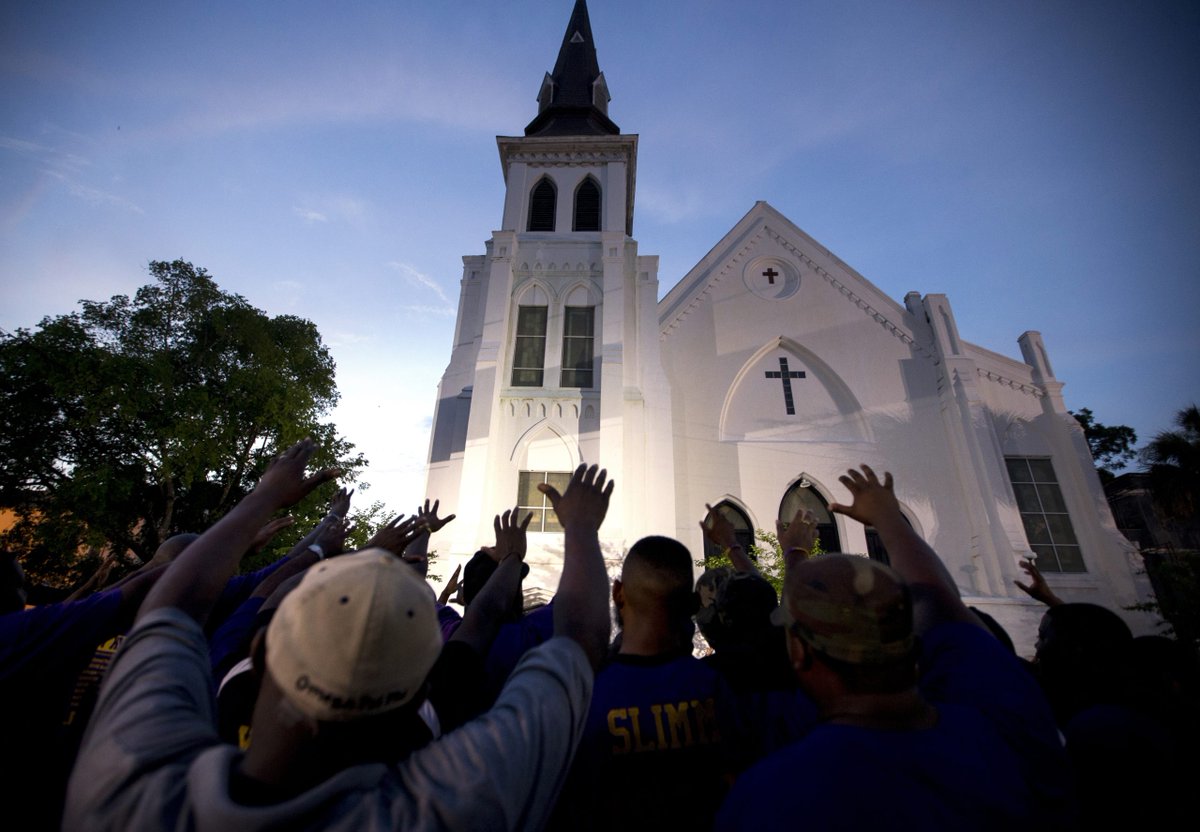 afronews's tweet image. Charleston remembers as push for reform gains urgency
By D. Kevin McNeir, Special to the AFRO
ow.ly/eRm050Wb9i9

#charlestonmassacre #universalbackgroundchecks #motheremmanuel #endgunviolence #racialhealing