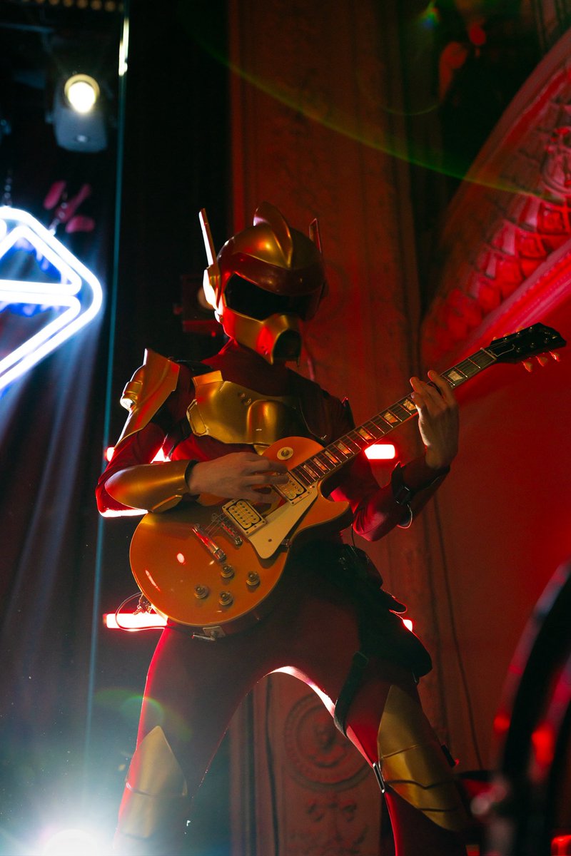 ninjasexparty's tweet image. PORTLAND we’re ready to get WEIRD and also POSH AND RITZY!!!!!