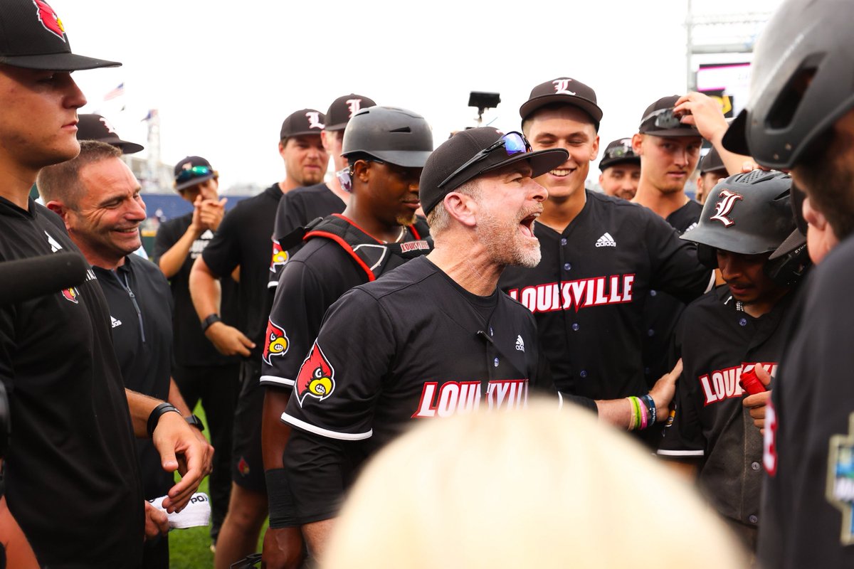 Louisville Athletics tweet media