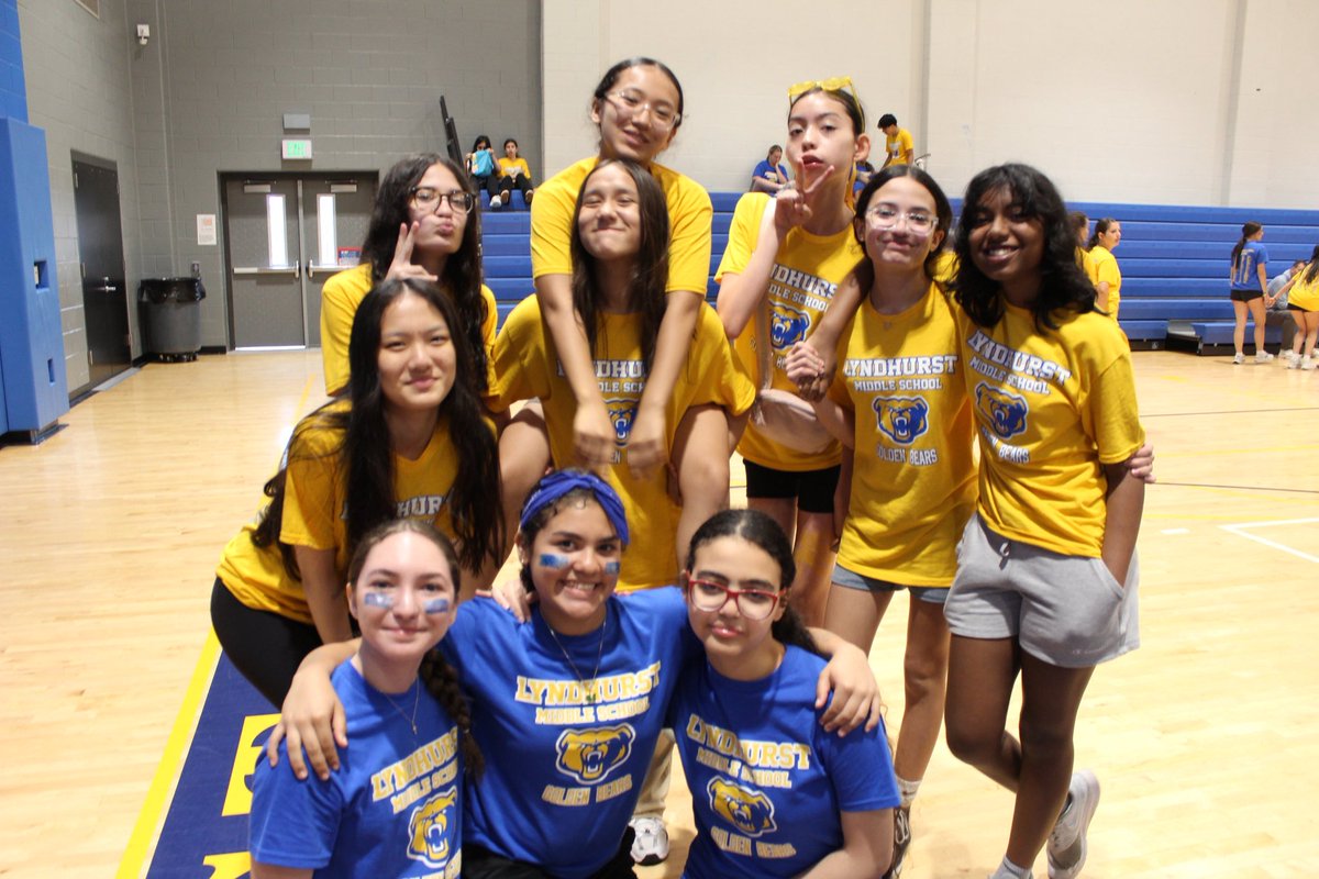 Lyndhurst Middle School tweet media
