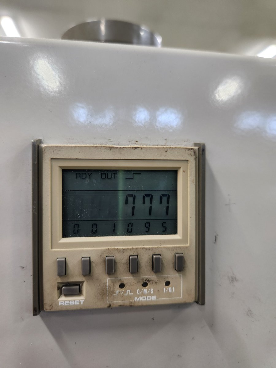 ametti108's tweet photo. キッチリいくつ製品が出来るか分からない材料を流し切ってこれだと
ちょっとだけ嬉しくなる https://t.co/yJurUJIRT0