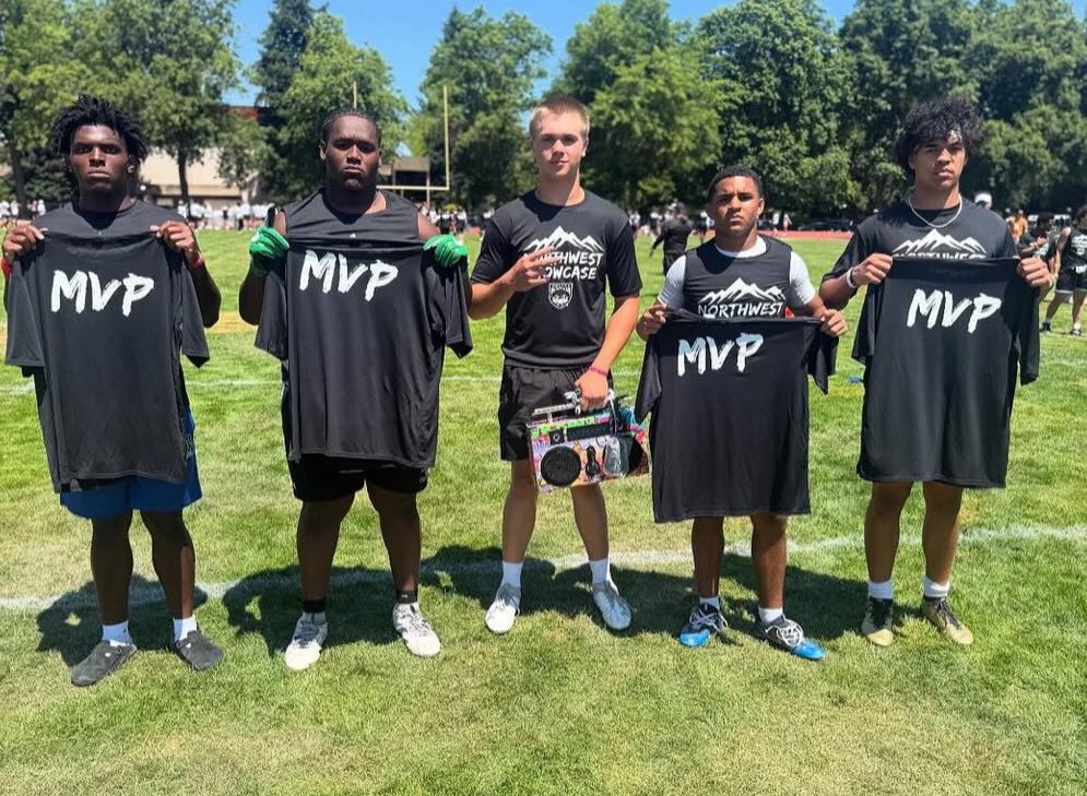 MVP at <a href="/THENWSHOWCASE/">Northwest Showcase</a> for RB/LB <a href="/BrandonHuffman/">Brandon Huffman</a> <a href="/GregBiggins/">Greg Biggins</a> <a href="/CoachAWilkins/">Aaron Wilkins</a> <a href="/K12Elite/">Keith Smith</a> <a href="/PGregorian/">Paul Gregorian</a> <a href="/NorCal_Football/">NorCal Football Guys</a> <a href="/_Vc_209/">vince carter</a> <a href="/westcoastpreps_/">West Coast Preps</a> <a href="/AndrewNemec/">Andrew Nemec</a> <a href="/PrepRedzoneCA/">Prep Redzone California</a>