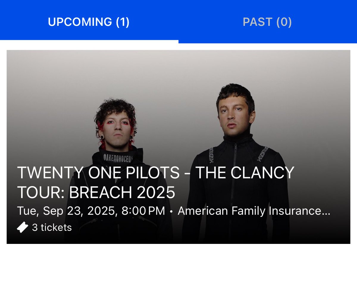 JoshDrummerBoy's tweet image. LETS GOOOO! SECOND CONCERT EVER AND MY SECOND TØP SHOW! IM SO EXCITED!!!