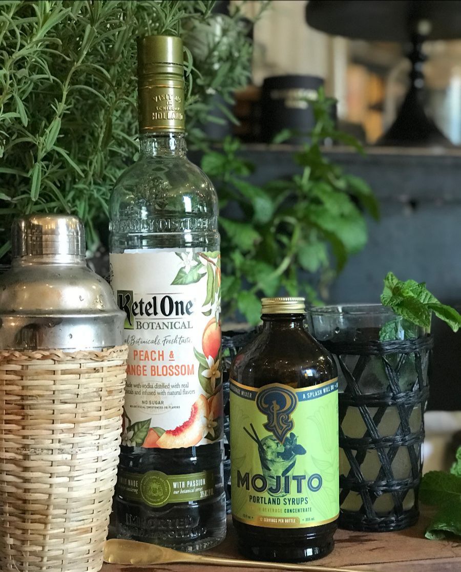 Chartreuse & co tweet media