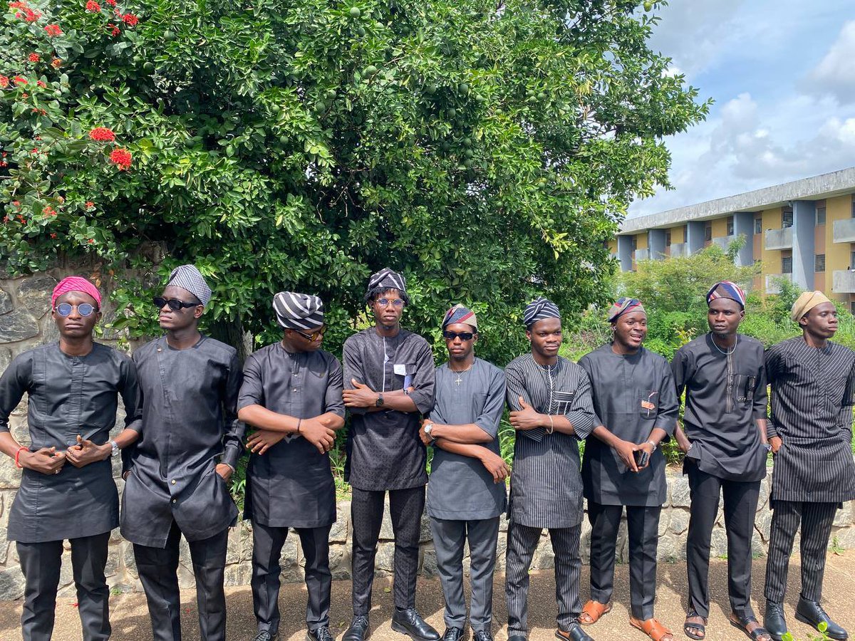 VANGUARDS 
class of 2025 😍