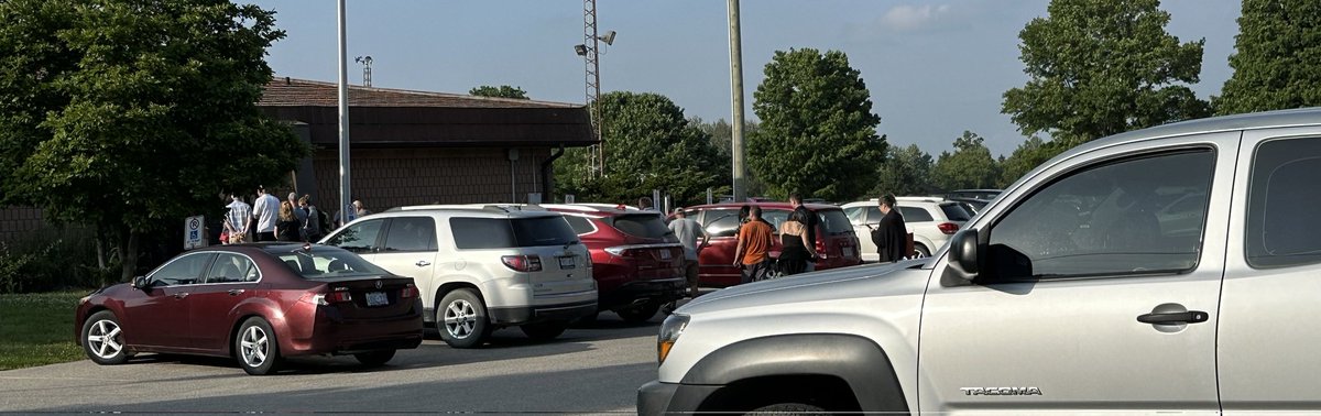 Monster turnout at <a href="/SWOX123/">South-West Oxford</a> Council mtg tonight to hear presentations on proposed industrial wind pwr project on prime farmland. Project is not welcome. THIS is community, <a href="/IESO_Tweets/">Ontario's IESO</a> <a href="/Sflecce/">Stephen Lecce</a> <a href="/fordnation/">Doug Ford</a> #onpoli