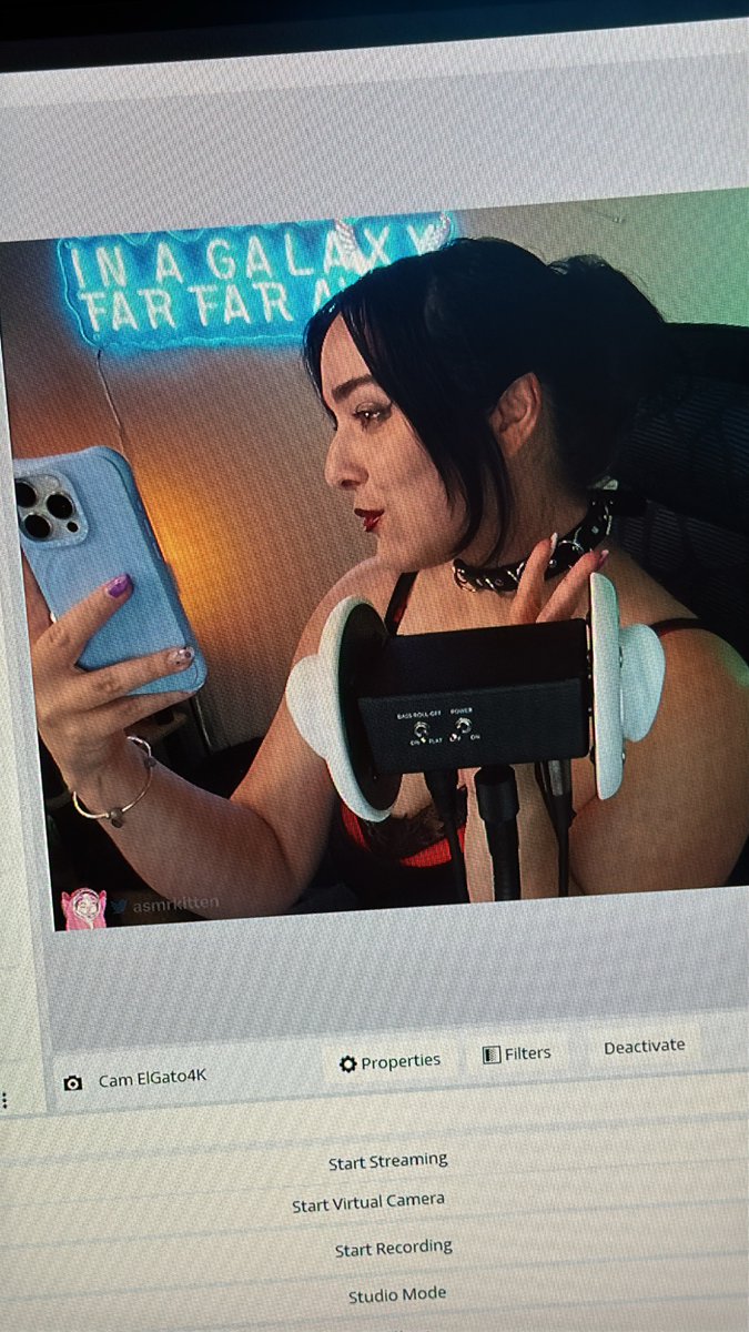ASMR bb 

twitch.tv/caitlin