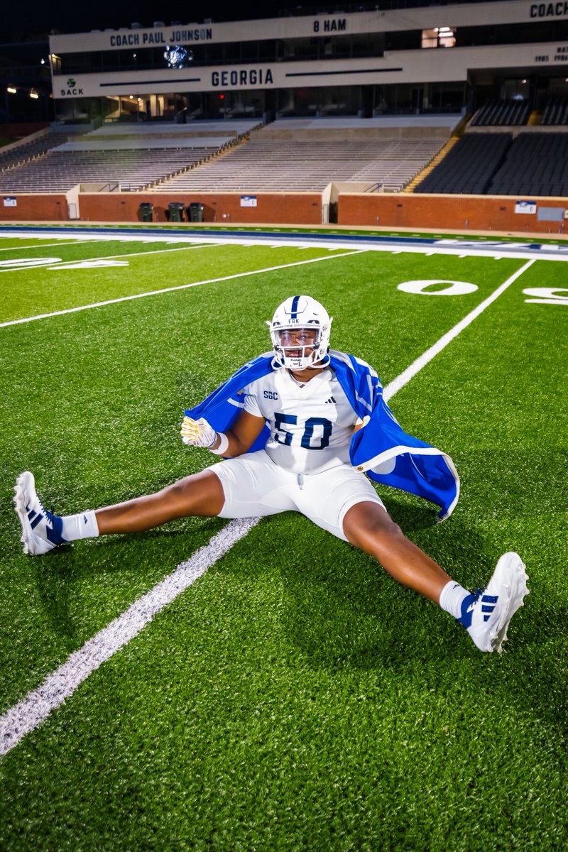 Josh1Battle's tweet image. Hail Southern?
@CoachZLankford @UHALLTHEBALL @keenanmurphy77 @LexVillarreal1 @theeleaseryals @GSBevill @brayden_curry @rileygalpin @GSCoachHelton