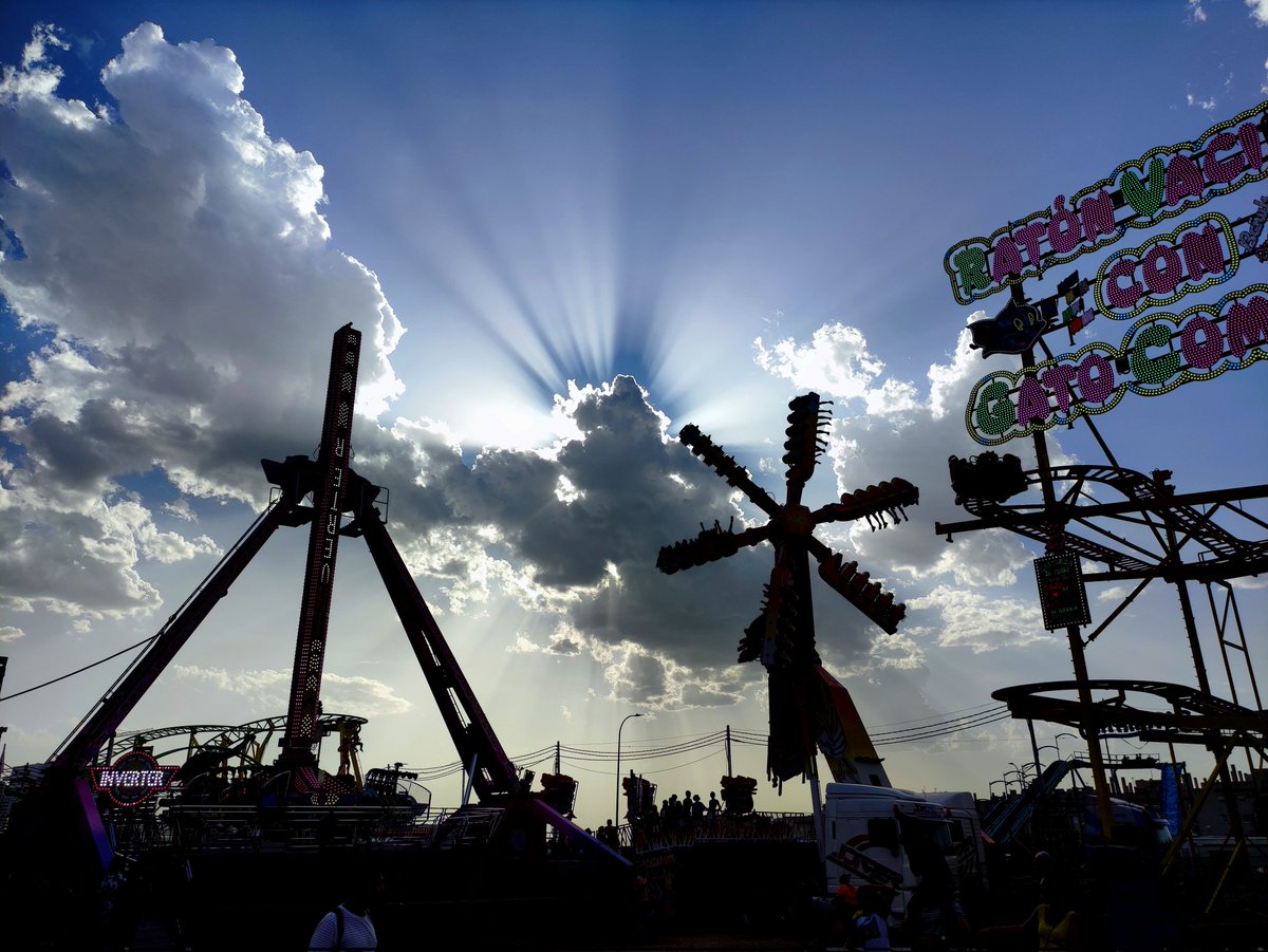 Estrella feriada
#CorpusGranada
#FeriaGranada
