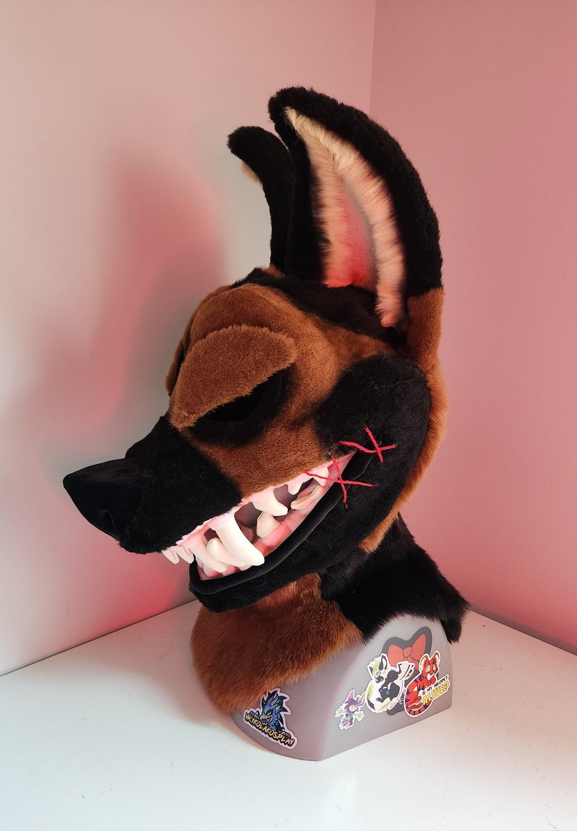 Hey guys!

The owner of this fursuit I made last year is putting him UFS. He comes with a free pair of paws made by another maker, as well as his original care package. 

Shares are greatly appreciated!

The owner can be reached on IG @/fictionalyeen, or I can help arrange talks!