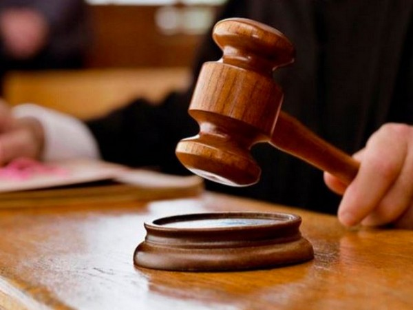 Calcutta HC grants interim stay on WB Govt's OBC list notification till July 31

Read <a href="/ANI/">ANI</a> Story | aninews.in/news/national/…
#Calcutta #OBC #HighCourt