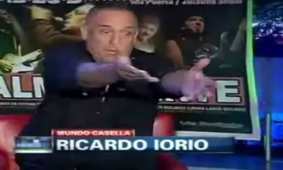 Lmo_Elmo's tweet photo. @Stolbizer Y entonces deja de votarle todo gorda!! https://t.co/vXQspfV8Kj