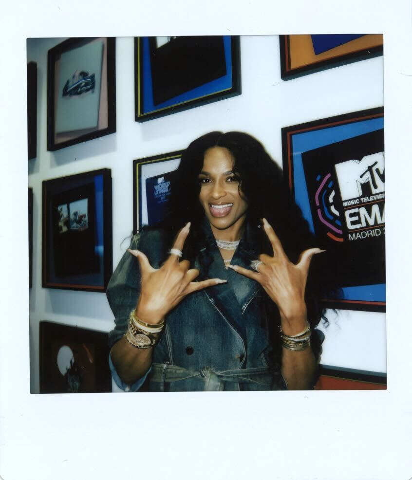 MTV's tweet photo. This may have been the best work day of my life because queen @Ciara came to visit me 🥲🫶 https://t.co/fge88oeW8h