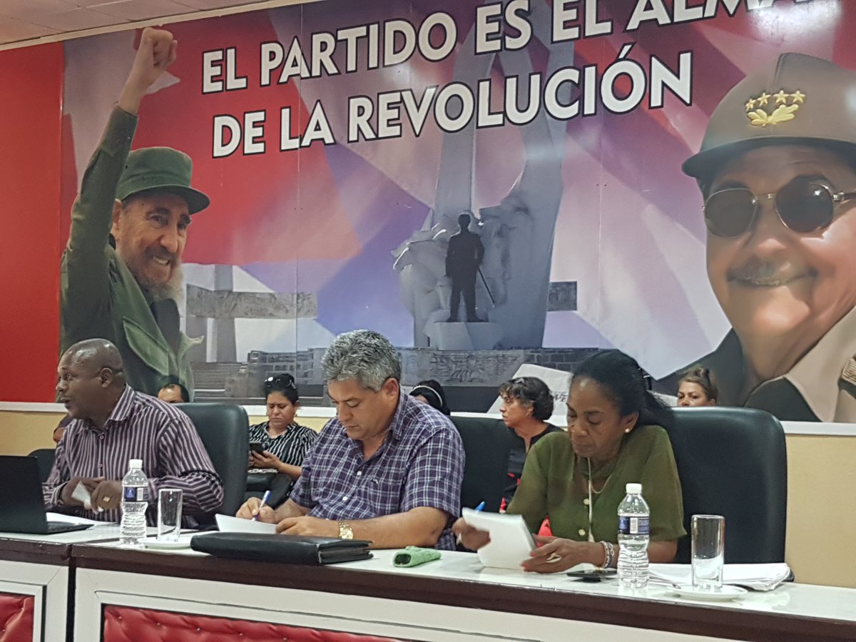 Nuevo Código Trabajo actualiza ley en correspondencia  condiciones hoy caracterizan sociedad cubana y marcan nuevas relaciones trabajo, incluidas otras formas gestión económica. Seminario #Camagüey prepara inicio reuniones consulta <a href="/MTSS_CUBA/">MTSS CUBA</a> <a href="/CubaCentral/">Central de Trabajadores de Cuba</a> <a href="/radiorebeldecu/">Radio Rebelde - Cuba</a> <a href="/YaimyrB/">Yaimyr Victoria Basulto</a>