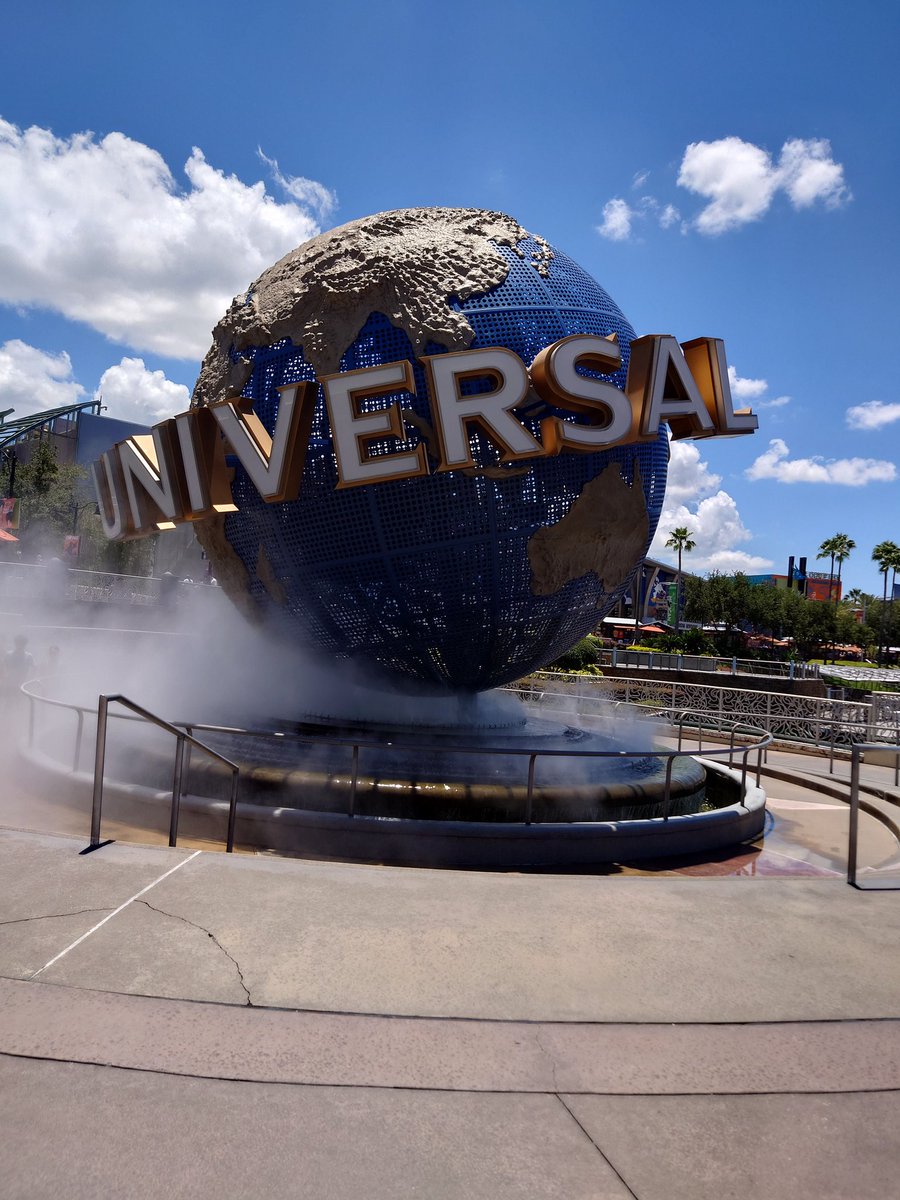 makiphouse's tweet photo. とりあえず撮っておくよね(笑)
#UniversalStudioFlorida #フロリダ旅行2025 https://t.co/A8BIecJTKo