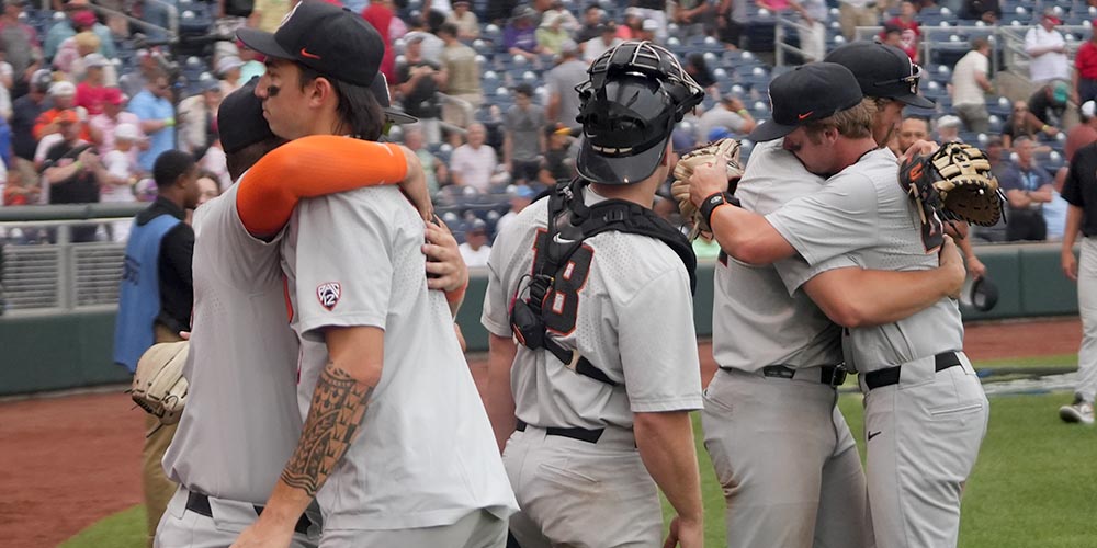 Eric Sorenson (@stitch_head) on Twitter photo What a bitchin' season it was for the Beavers.
<a href="/BeaverBaseball/">Oregon State Baseball</a> played 19 home games, won 48 games, was one of 8 national seeds, finished their season in the 1 place everyone wants to and gave exactly 0 excuses. Great season.
@D1baseball What a bitchin' season it was for the Beavers.
<a href="/BeaverBaseball/">Oregon State Baseball</a> played 19 home games, won 48 games, was one of 8 national seeds, finished their season in the 1 place everyone wants to and gave exactly 0 excuses. Great season.
@D1baseball