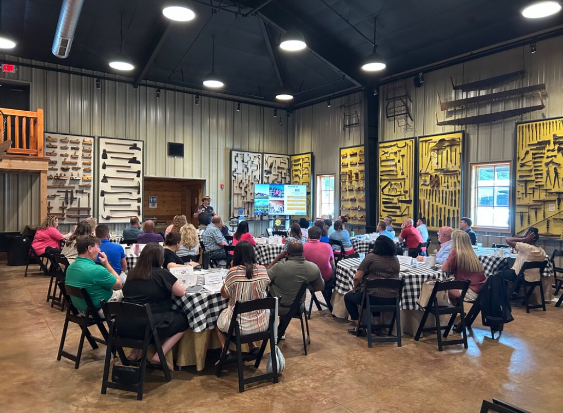 It was great to have <a href="/WestStar20/">WestStar Leadership</a> at <a href="/LoneOaksFarm/">Lone Oaks Farm</a> today.  Introducing West Tn’s  best to a place like no other!