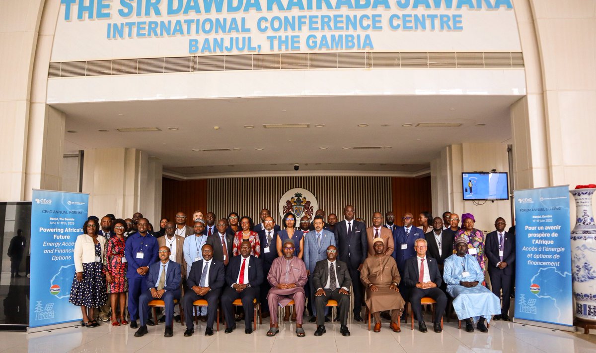 H.E. VP Mohammed B.S. Jallow delivered a powerful keynote at the inaugural Chief Economists of Government Forum in The Gambia.

He emphasized energy access as key to Africa’s transformation and reaffirmed The Gambia’s commitment to universal energy by 2030.

#CEoGForum2025