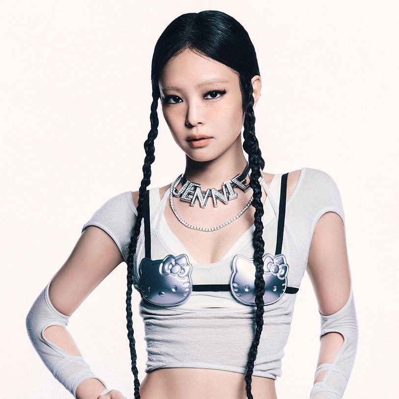 .<a href="/jennierubyjane/">JENNIE</a> is currently the #1 BEST SELLING female (international or national) artist in China this year, with a revenue of ¥17.85 MILLION ($2.48M USD). 🇨🇳