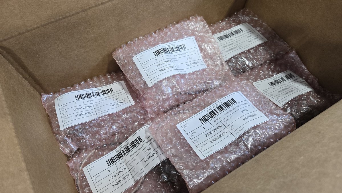 PaulJMcCain's tweet image. Shipped parts to a $10B customer today. Special requirement, custom harness with LED PCB. Delivered in just over 2 weeks start to finish. Don't bet against US #manufacturing!