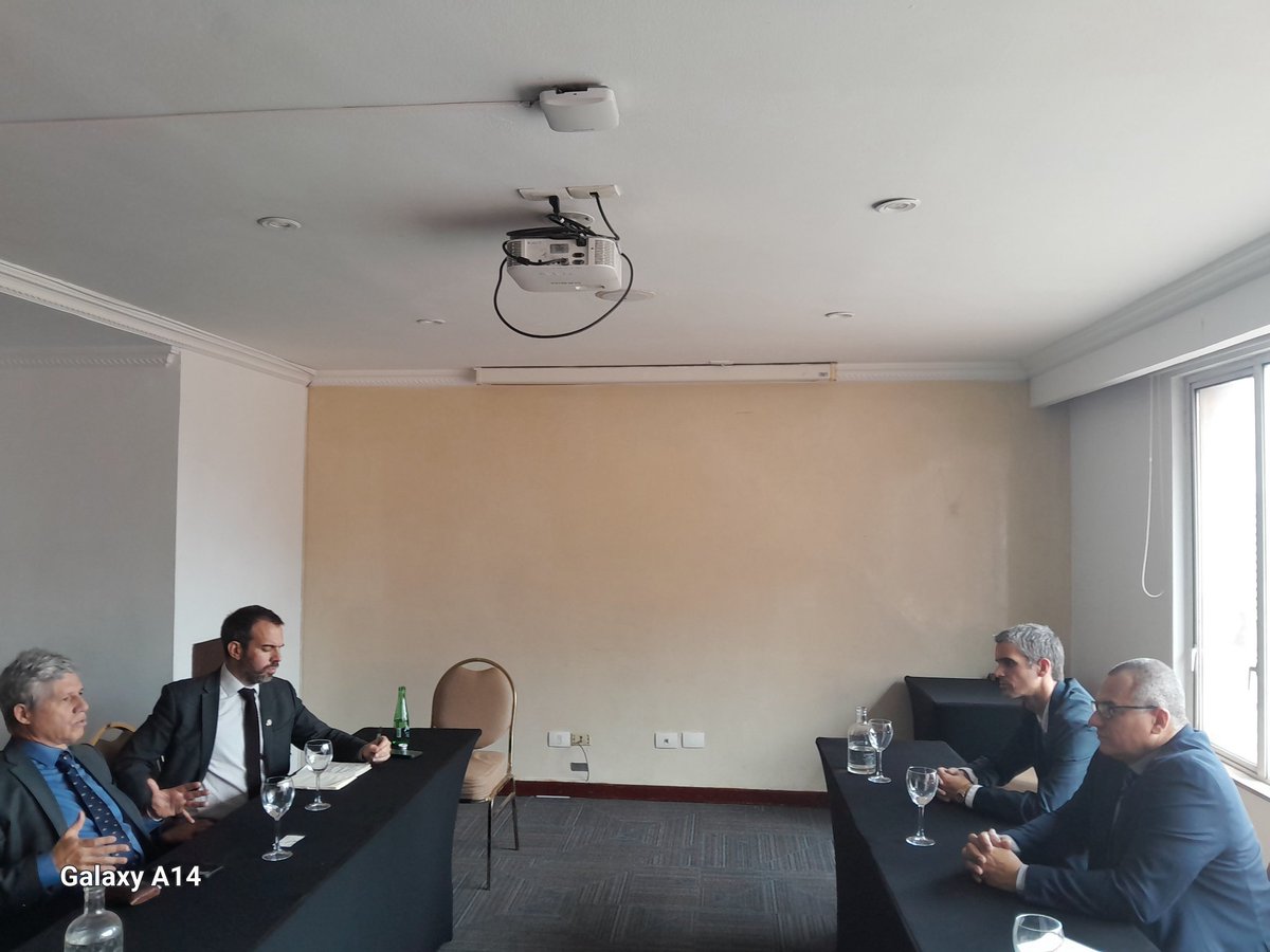 Sostiene encuentro el Viceministro <a href="/MauryHechavarr1/">Maury Hechavarría Bermúdez</a> encuentro con el Ministro de Agricultura de Brasil, en el marco del encuentro de Ministros de Agricultura de la A. En el encuentro ambas partes ratifican la voluntad de profundizar las relaciones de colaboración.
