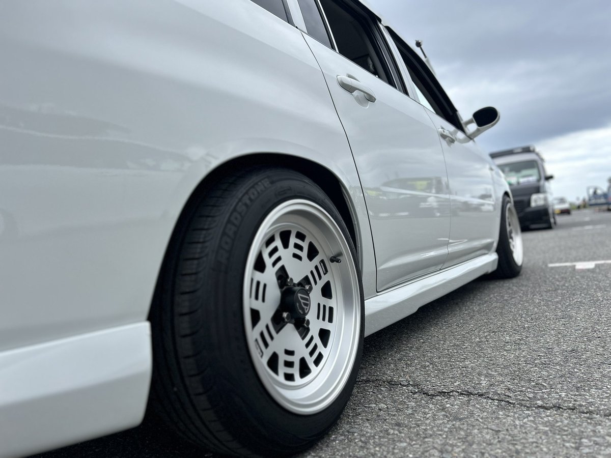AmeWheels's tweet photo. おはようございます😃そいえば!先週のSBM視察時にfatlace装着いただいたユーザー様を発見しました🤩お声掛けしたら以前ショールームにお越しいただき、商品見られて違うお店で購入されたみたいです🤗ショールームのあるべき姿です😊ご活用いただきありがとうございます🙇
#amewheels
#AME
#fatlace https://t.co/RJVm0mNt4r