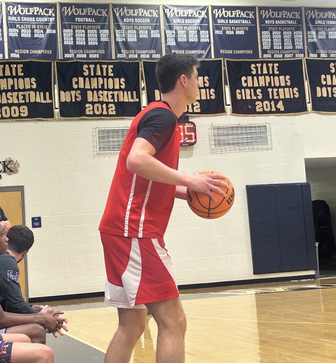 Relentless Hoops (@relentless_hoop) on Twitter photo #RHSummerLeague Game 9 Final:
<a href="/RedElephant_MBB/">Gainesville Red Elephant Boys Basketball</a> 50
Calvary Day 31
Gainesville outscores Calvary 29-15 in the 2nd half. They were able to get clean looks around the basket and made things difficult on the other end. Quintin Mansfield and Charlie Gersmehl both scored 15+ points. #RHSummerLeague Game 9 Final:
<a href="/RedElephant_MBB/">Gainesville Red Elephant Boys Basketball</a> 50
Calvary Day 31
Gainesville outscores Calvary 29-15 in the 2nd half. They were able to get clean looks around the basket and made things difficult on the other end. Quintin Mansfield and Charlie Gersmehl both scored 15+ points.