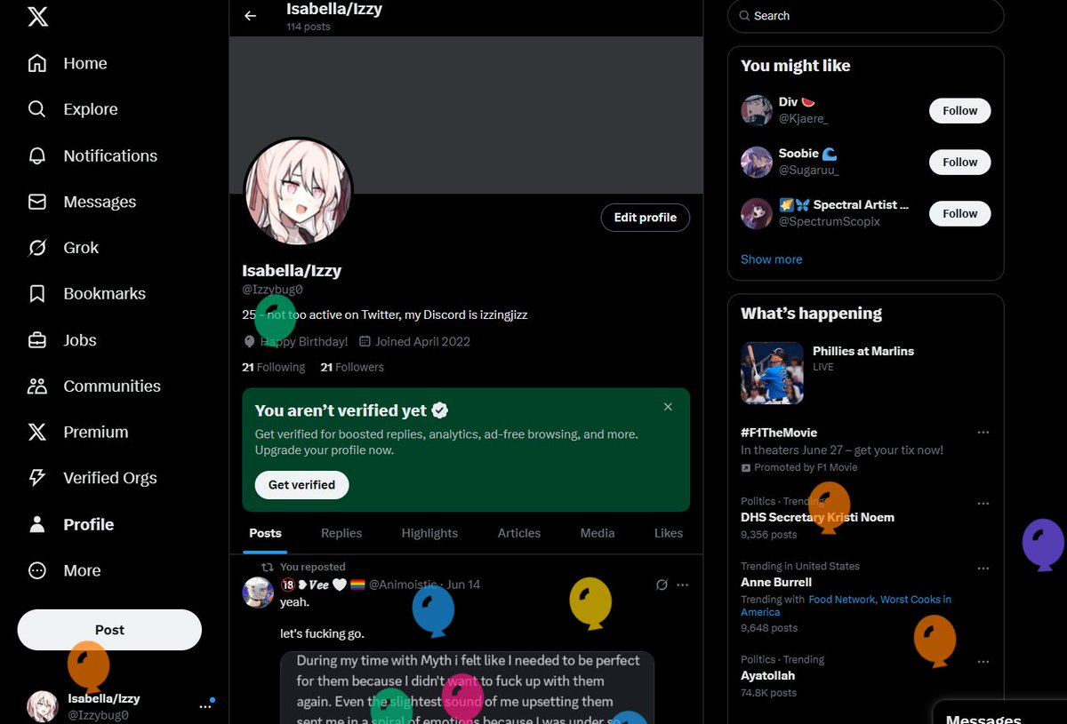 Izzybug0's tweet image. Weee balloons