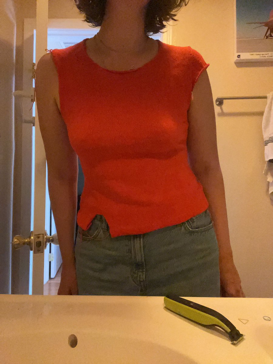 I like the fit!!! That’s good bc this would be a lot of work for a boring tee if I didn’t like it