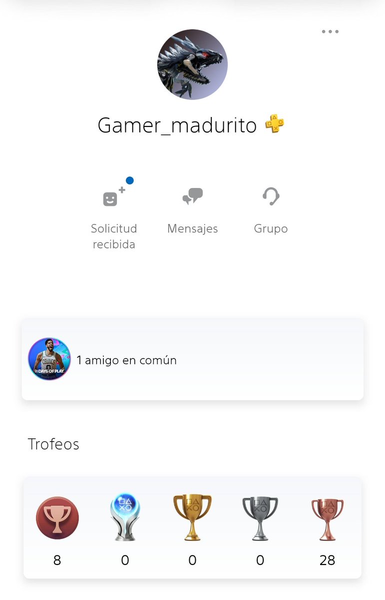 No me puedo tomar en serio un perfil que me quiere agregar y que se haga llamar 'Gamer_madurito' y encima viendo su perfil de juegos que no ha jugado a prácticamente nada 😅😅