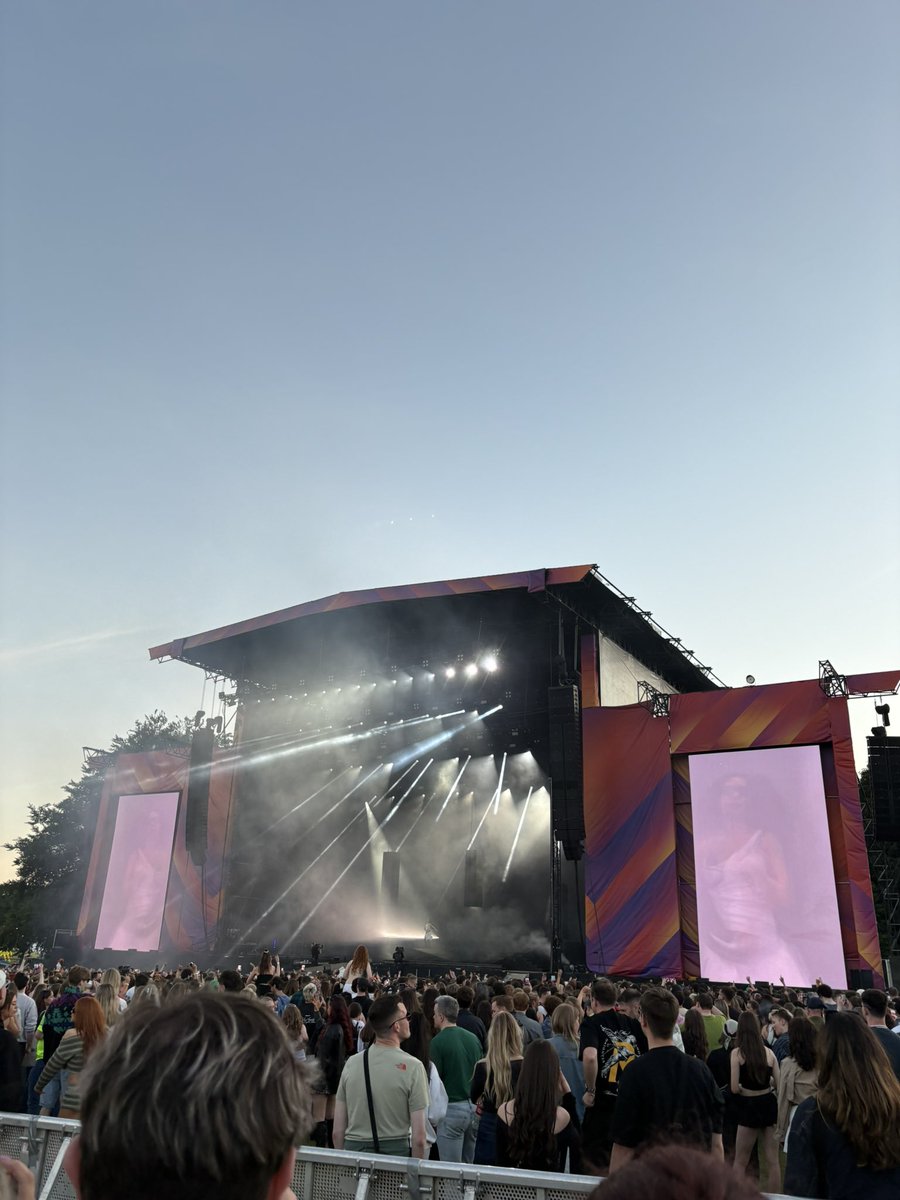 iirohitii's tweet image. Charli was so fun today