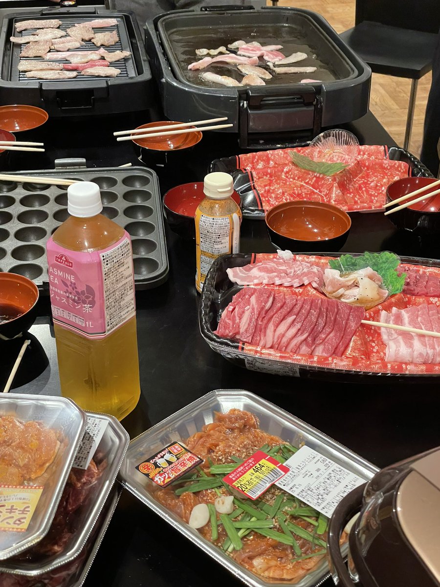 先週末は舎生みんなで大焼肉大会開催🍖

暴飲暴食の限りを尽くし、投稿者は動けなくなりました🫨🫨🫨