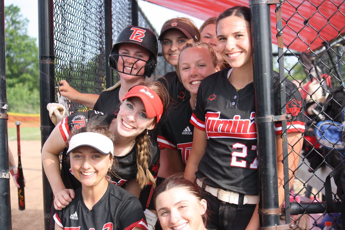 Paige Luneack tweet media