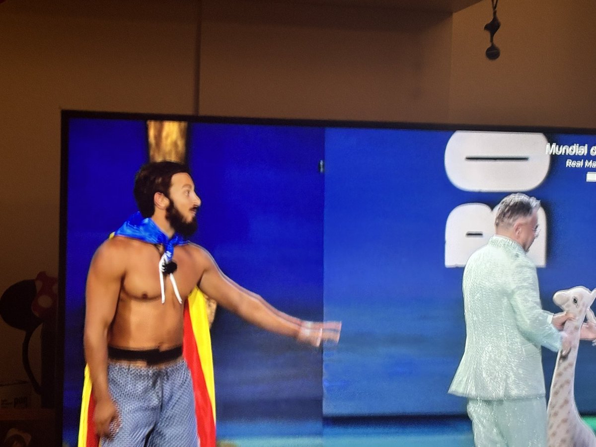 Llevando mi tierra por bandera. ❤️💛❤️💛❤️💛 BORJA GANADOR  #SVFinal