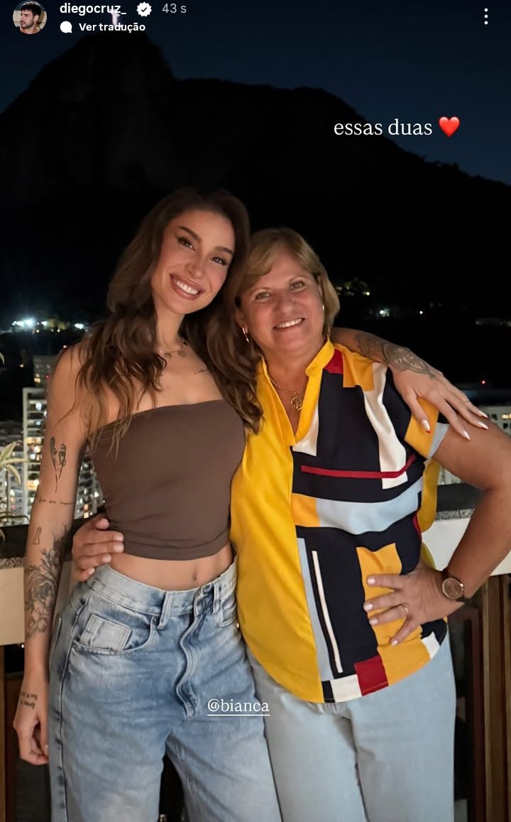 acabe_'s tweet photo. a Boca Rosa com a sogrinha.😍🥺 https://t.co/U7sd6PkJYY