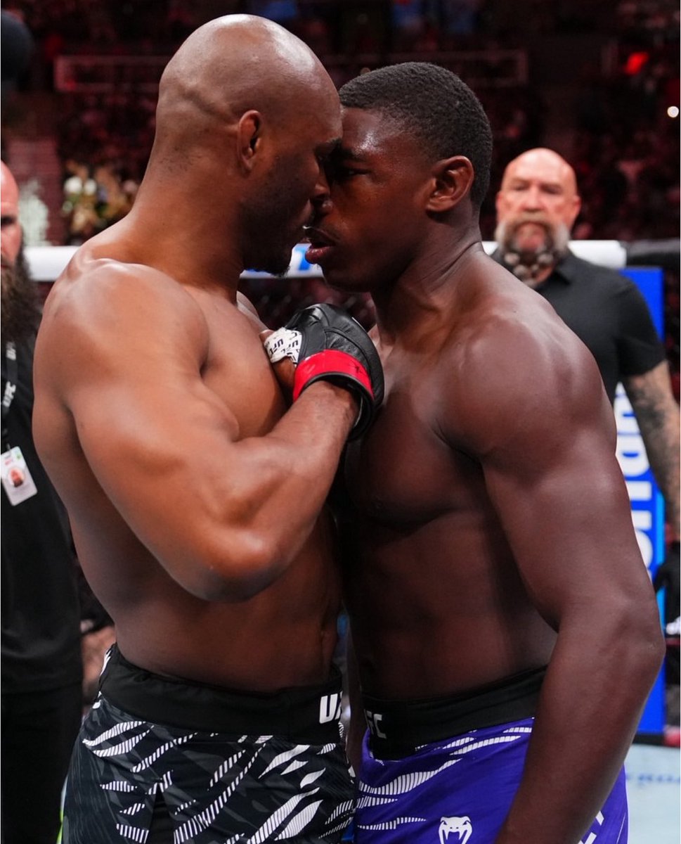 KAMARU USMAN tweet media