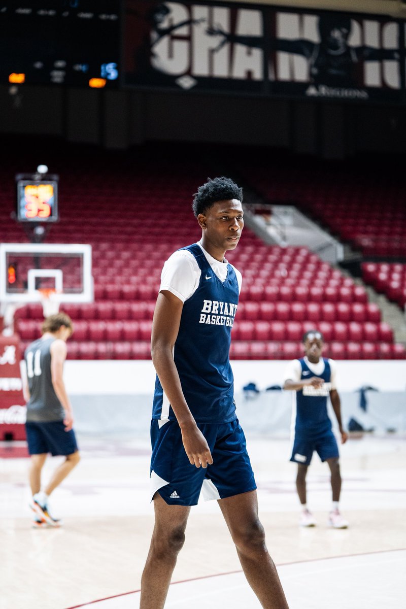 ThePortalScoop (@theportalscoop) on Twitter photo TJ Byrd 2027 guard and rising junior from Paul W. Bryant High School has recently been in contact with the following programs:
Jacksonville State
Wofford
North Alabama
McNeese State (Offered)
+More TJ Byrd 2027 guard and rising junior from Paul W. Bryant High School has recently been in contact with the following programs:
Jacksonville State
Wofford
North Alabama
McNeese State (Offered)
+More
