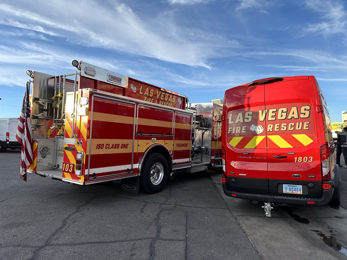 City of Las Vegas (@cityoflasvegas) on Twitter photo ¿Estas listo para entrenar como un bombero? 🚨
<a href="/LasVegasFD/">Las Vegas FireRescue</a> está reclutando ahora hasta el 13 de julio para la próxima Academia de Bomberos. 🚒
-Capacitación pagada ✔️
-Se requiere ser mayor de 18 años, tener un diploma de escuela secundaria y licencia de conducir ✔️
Es una ¿Estas listo para entrenar como un bombero? 🚨
<a href="/LasVegasFD/">Las Vegas FireRescue</a> está reclutando ahora hasta el 13 de julio para la próxima Academia de Bomberos. 🚒
-Capacitación pagada ✔️
-Se requiere ser mayor de 18 años, tener un diploma de escuela secundaria y licencia de conducir ✔️
Es una