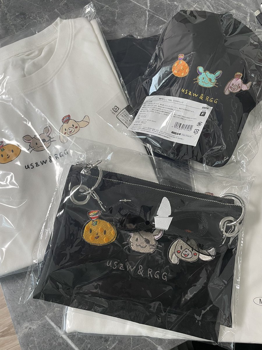わーい！グッズ届いた
旅行ショルダーバッグ探してたけど、これでいけんじゃね？？