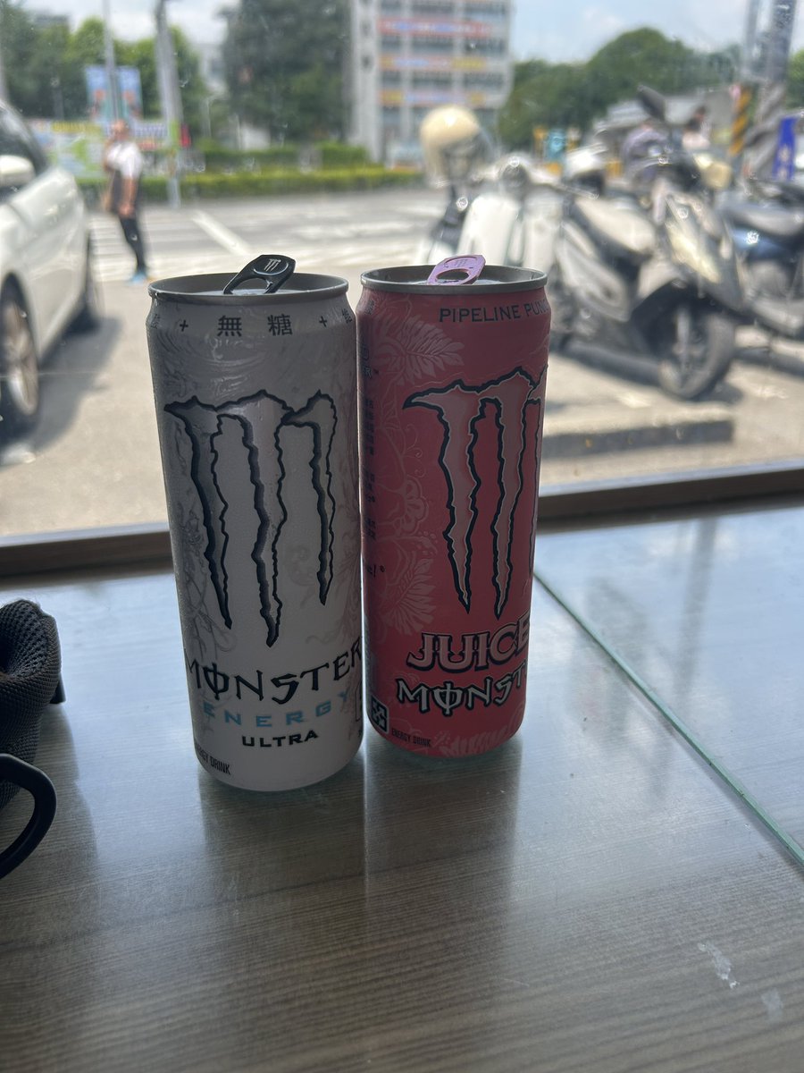 歡迎找我們代言喔～～～
<a href="/Doge_AKZ/">AKZ</a> 
#精神小伙 #MonsterEnergy #energy