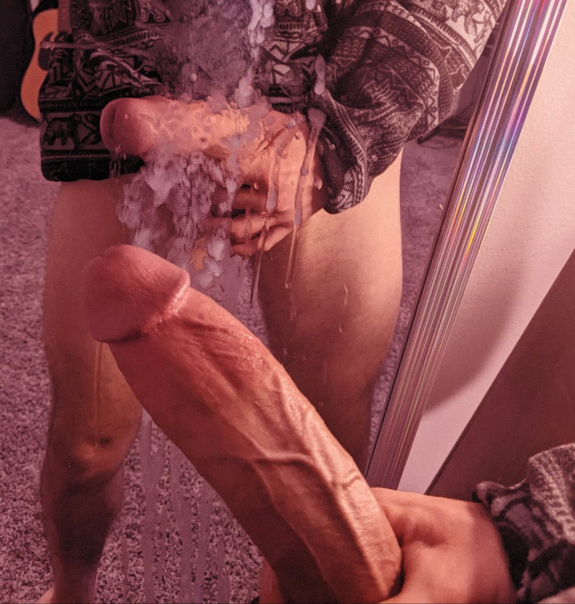 papi_dominante's tweet photo. @BL00NDEBUNNY Error o no..,por culpa de esa foto manche mí espejo cariño..,creo que tendrás que venir a limpiarlo con la lengua.. https://t.co/JUEVI0dQZq