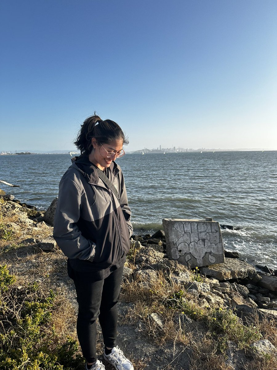 postergirl5's tweet image. How is tomorrow my Monday?! 🥲 Catching up with a good friend always uplifts me #sf #berkeley #bayarea