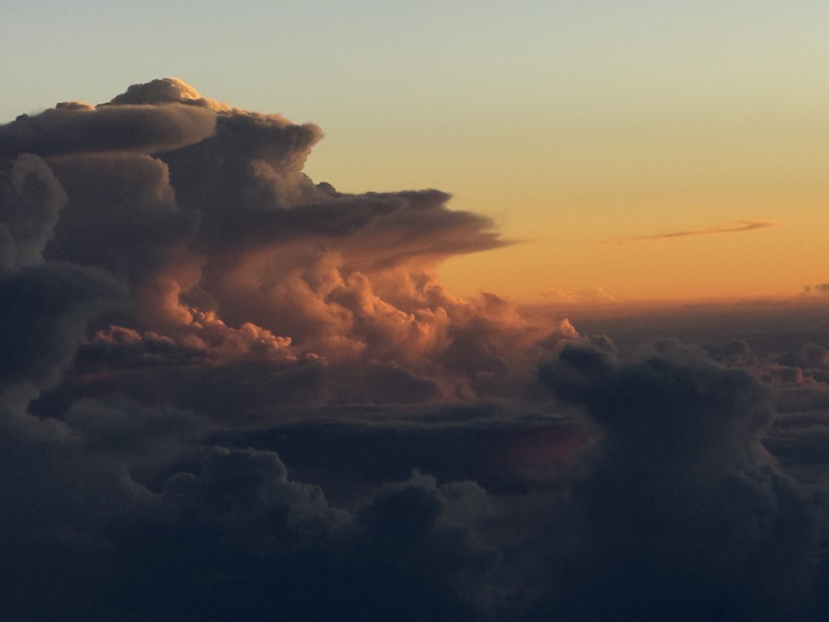 key_vfx's tweet image. in flight photos from Unreal Fest