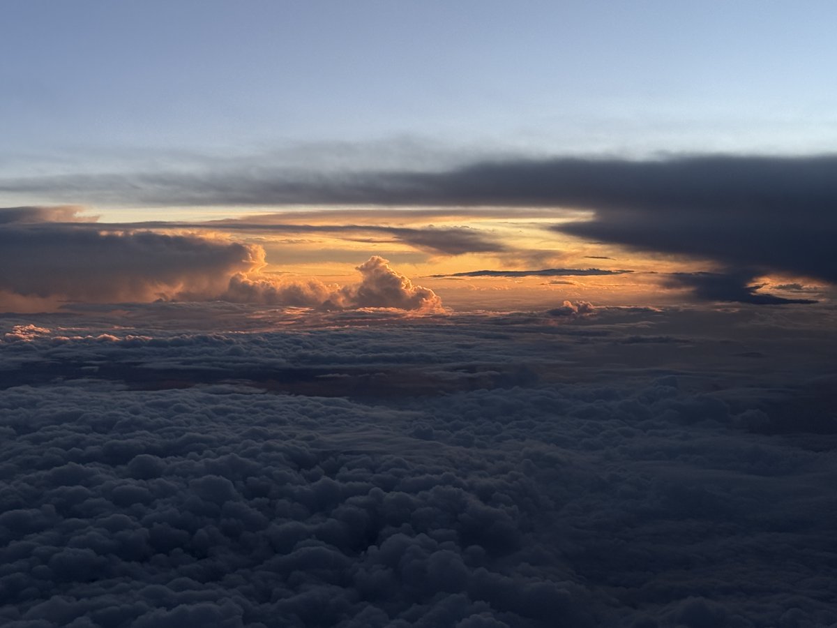 key_vfx's tweet image. in flight photos from Unreal Fest