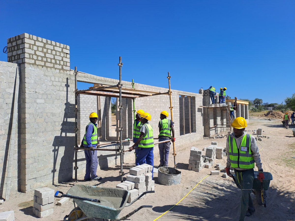 The Ministry of Education, Innovation, Youth, Sport, Arts and Culture is constructing these Community Learning  Development Centres at Nkurenkuru and Karibib. The contractors are NIMT and NTA, in-house capacity 👏🏾👏🏾. Well done Honorable Minister and your team

Next is Oranjemund