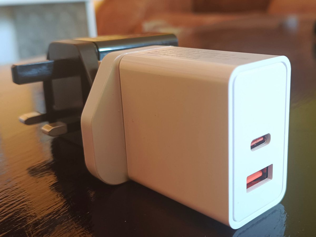 Its_Muthungu's tweet image. TOTOSCI Dual Wall Charger available for just Kshs 1,200

✅ Dual Port Output
✅ 5V / 3A Fast Charging
✅ Durable and Reliable

Perfect for charging two devices at once. No more waiting turns!

Contact us on 0724 871 079

#TOTOSCI #MadeInKenya #StayPowered #StayConnected