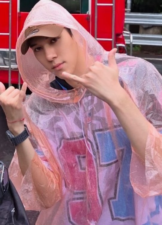 🖤💣🐈‍⬛♣️✖️👤                                     🍑🩷💞🎀👚🍭