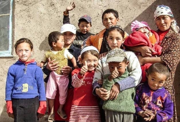 🔥Маргарита Лянге: Нам не нужны толпы детей, которые без образования, без знания языка бегают по нашим улицам, но при этом они каким то образом  оказались на территории РФ.

Либо их здесь не должно быть, либо они должны быть способны воспринимать учебную программу.