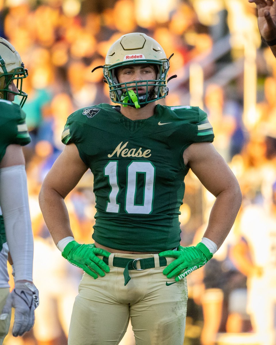 MLB <a href="/KruCasey1/">Kru Casey</a> hudl.com/v/2SBFLW

86 tackles 
20 TFLs 
9 sacks
1 INT 
Height 6 1
Weight 220
